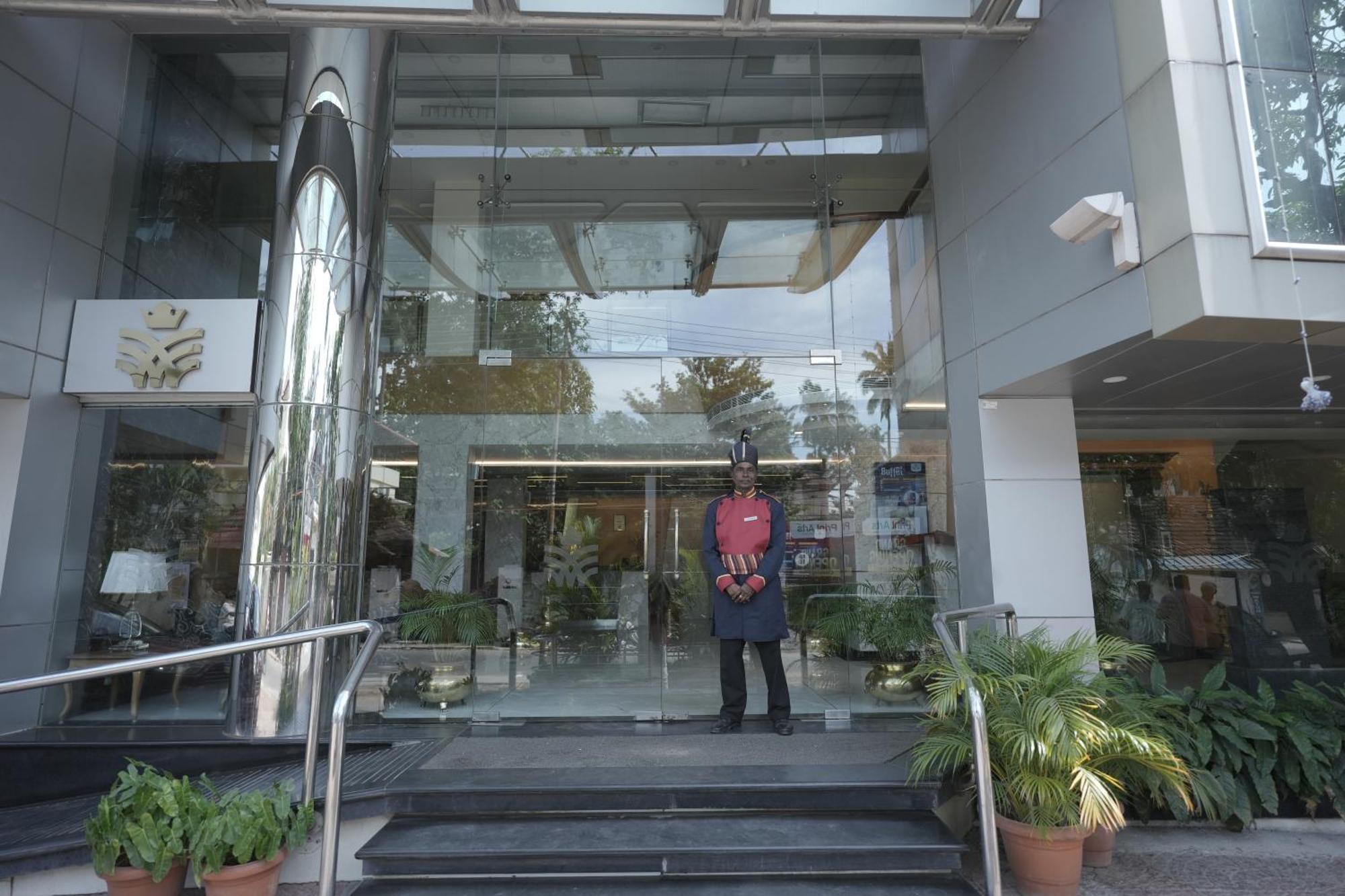 มัวร์ย่า ราชธานี Hotel Thiruvananthapuram ภายนอก รูปภาพ