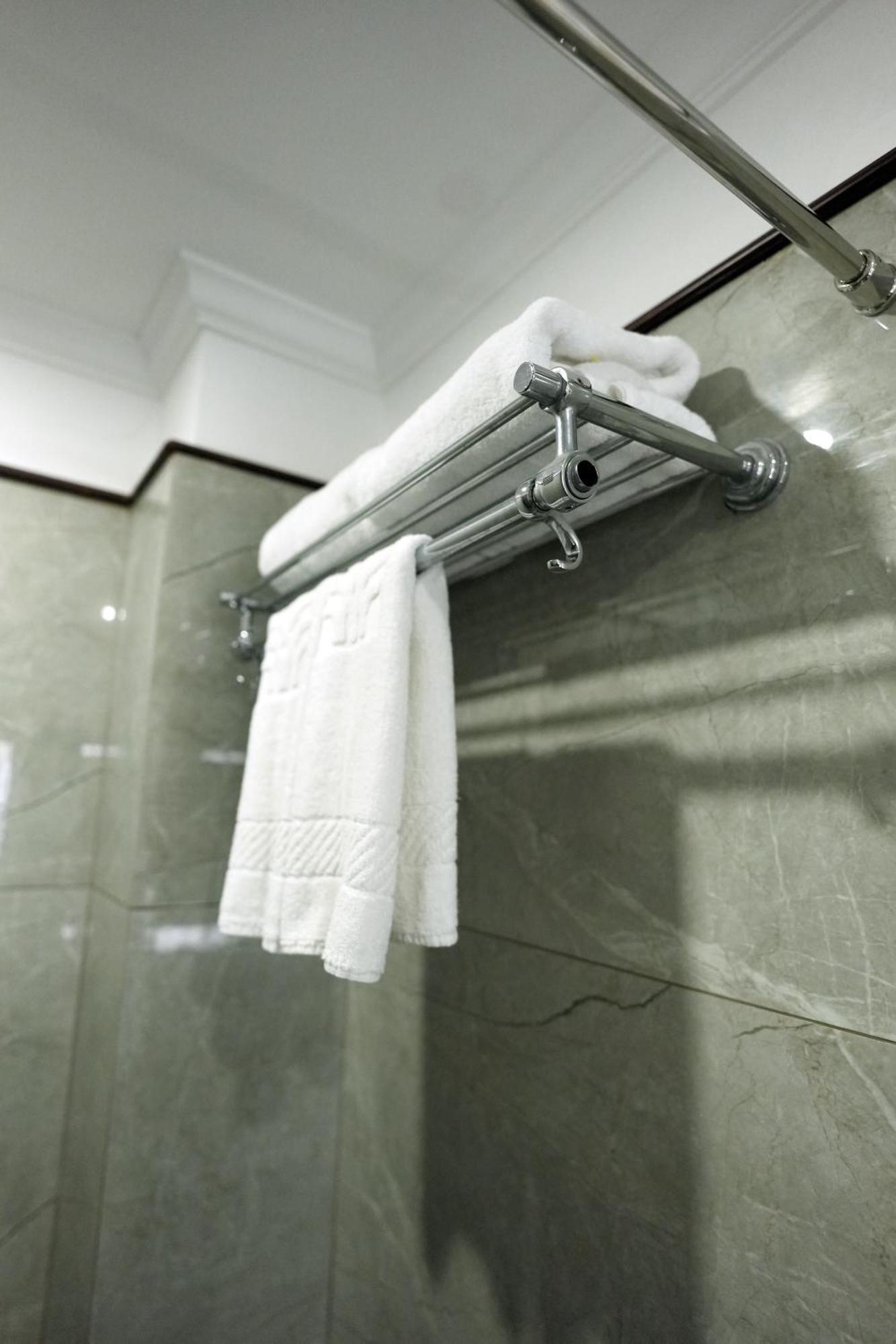 มัวร์ย่า ราชธานี Hotel Thiruvananthapuram ภายนอก รูปภาพ